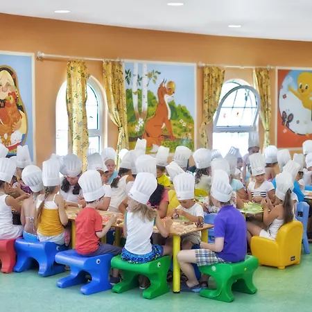 Kremlin Palace 5*