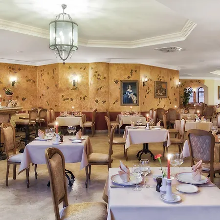 Kremlin Palace 5* Αττάλεια