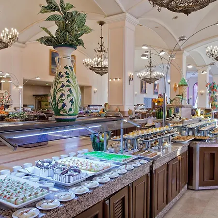 Kremlin Palace 5* Antalya
