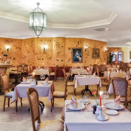 Resort Kremlin Palace