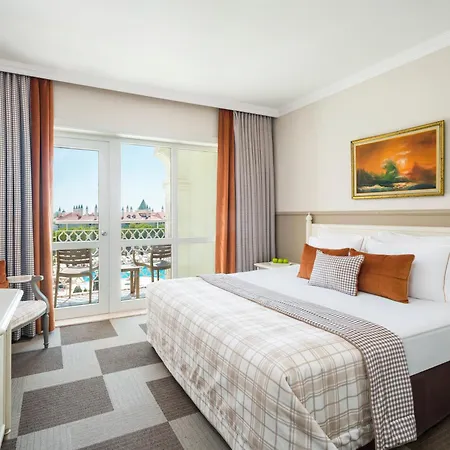 Resort Kremlin Palace Antalya