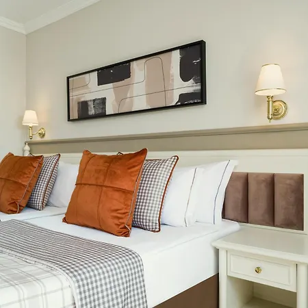 Kremlin Palace Üdülőközpont Antalya