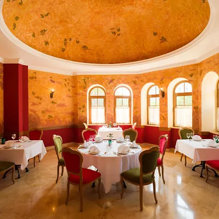 Kremlin Palace Üdülőközpont 5*