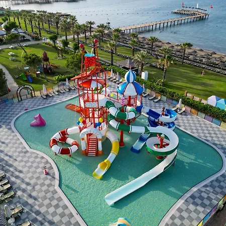 Kremlin Palace Üdülőközpont 5*