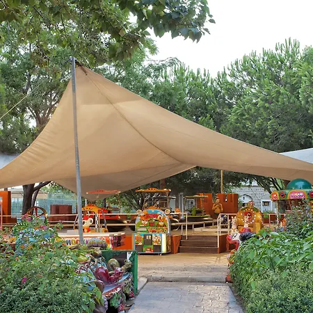 Kremlin Palace Üdülőközpont 5*