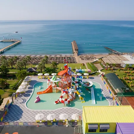 Kremlin Palace 5*