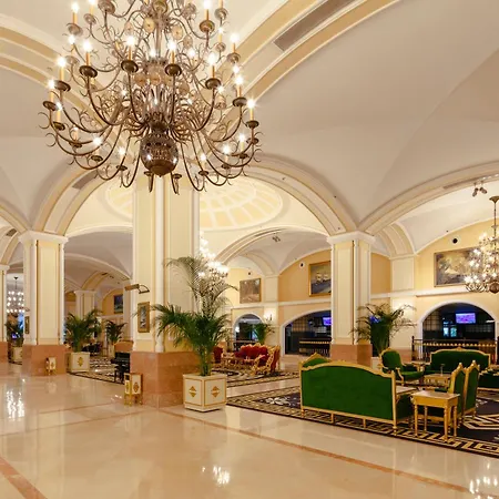 Feriested Kremlin Palace 5*