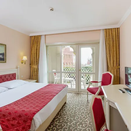 Kremlin Palace 5*