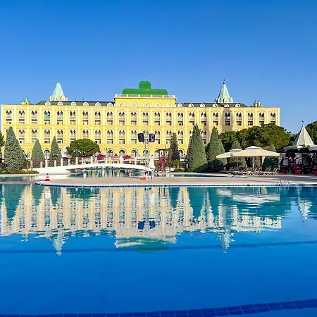 Resort Kremlin Palace Antalia